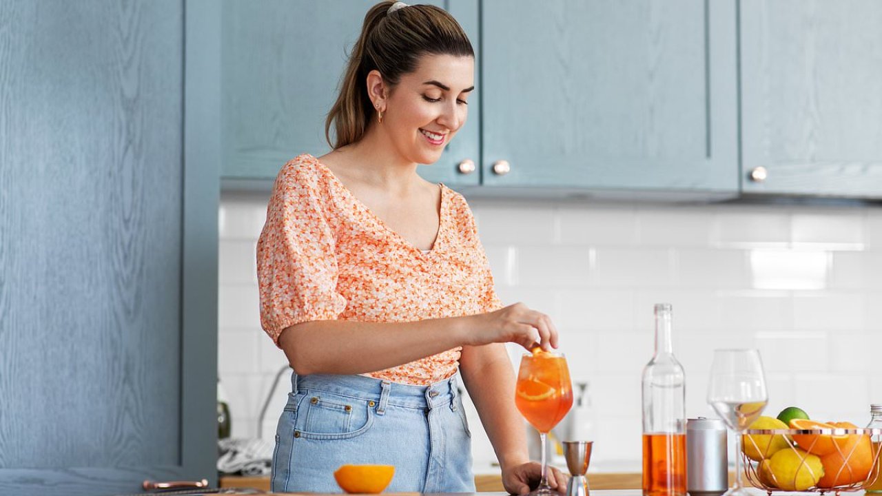 Experts warn against viral cocktail that promises to banish stress