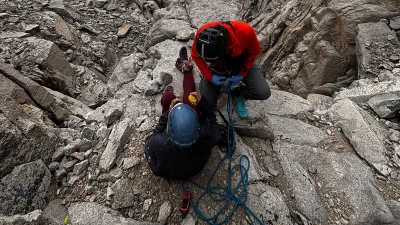 Female hiker waits two days on cliff face after tumbling down mountain