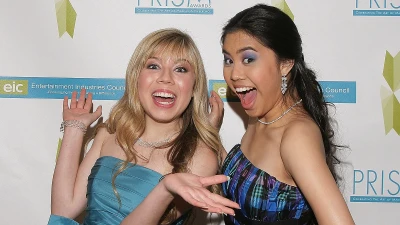 Former Disney Channel star claims mom was 'financially' abusive