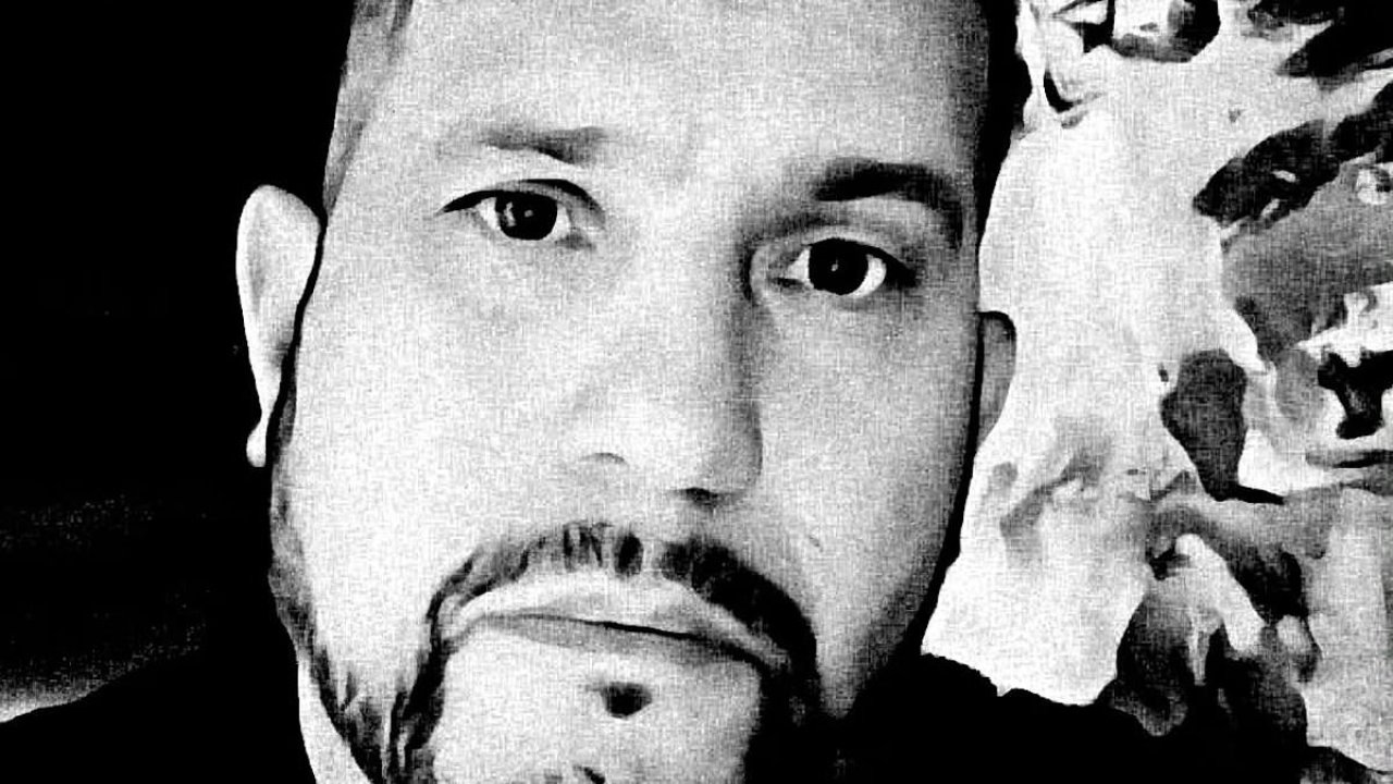 Ghost Hunter Dies Suddenly During Sinister Haunted Dolls Tour Www Ghost Hunter Dies Suddenly During Sinister Haunted Dolls Tour 1752604211
