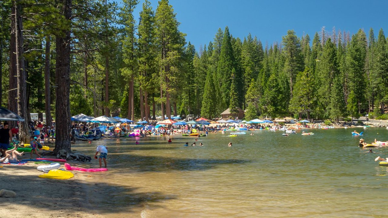 Gorgeous lakeside paradise is overrun by horribly-behaved outsiders