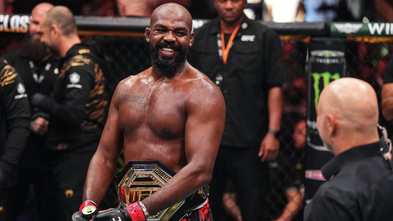 Jon Jones makes shock retirement U-turn as UFC legend eyes return