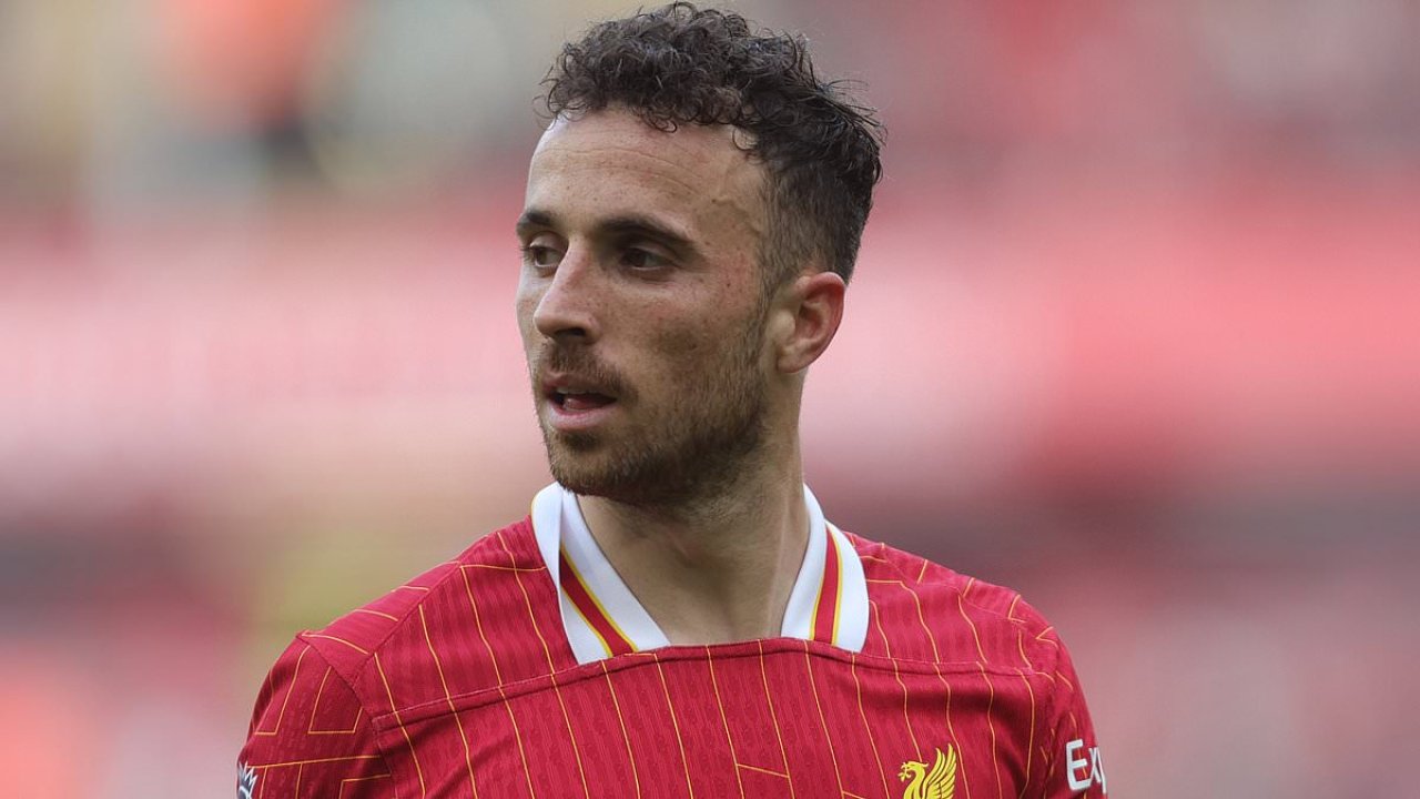 Liverpool part-owner LeBron James pays tribute to Diogo Jota
