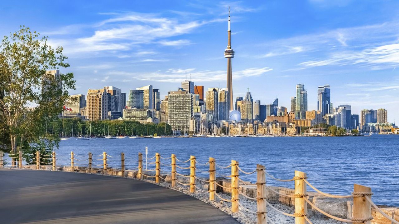 Major airline cancels once-popular vacation route due to low demand