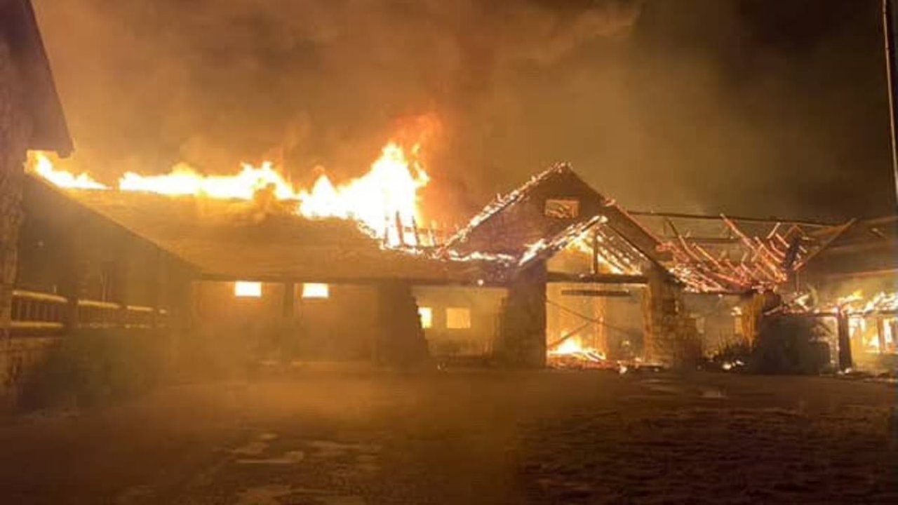 Mayhem as flames torch Grand Canyon's North Rim
