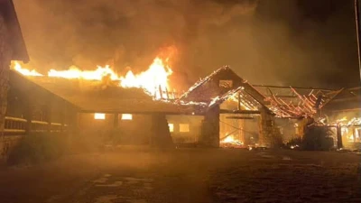 Mayhem as flames torch Grand Canyon's North Rim