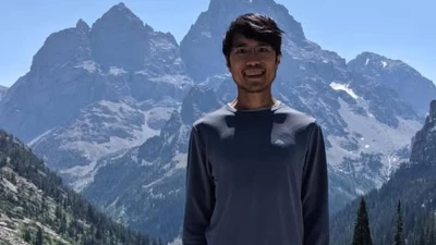 Meta poaches AI researcher from rival with $200 million pay offer