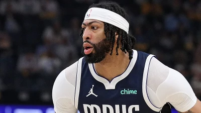 NBA fans left stunned as star player has surgery on a detached retina