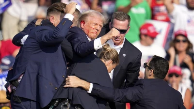 Secret Service suspends six agents over 'failures'