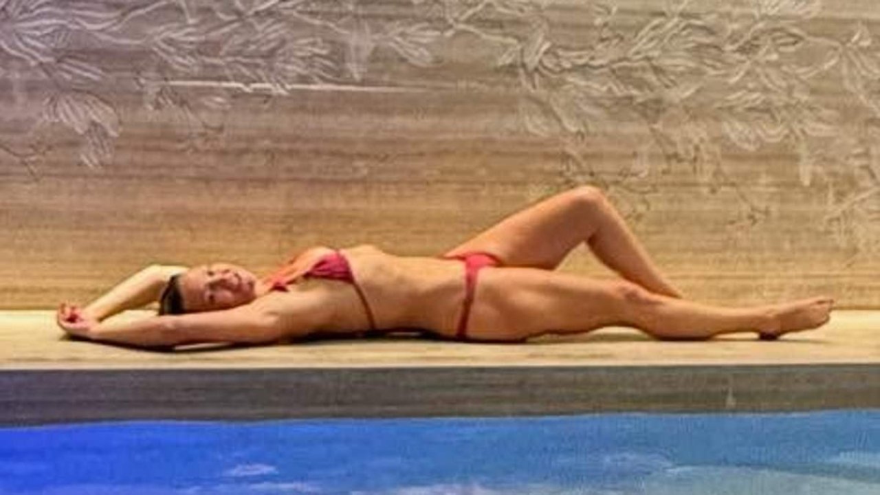 She is a movie star who worked with Jennifer Aniston, who is she?