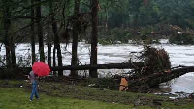 Texas flood kills 24 with dozens more swept away from summer camp