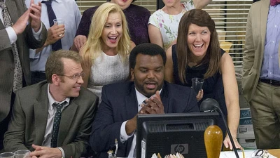The Office star makes shock retirement announcement from comedy