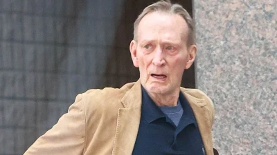 This 80s soap star carries the same charisma at 79... guess who?