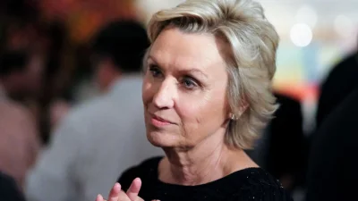 Top editor recalls chilling encounter with Epstein