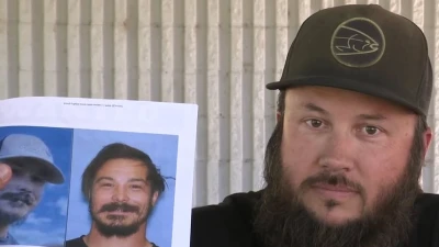 Travis Decker's lookalike reveals US Marshals were hunting him