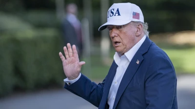 Trump bets big on nailing down new tariff deals