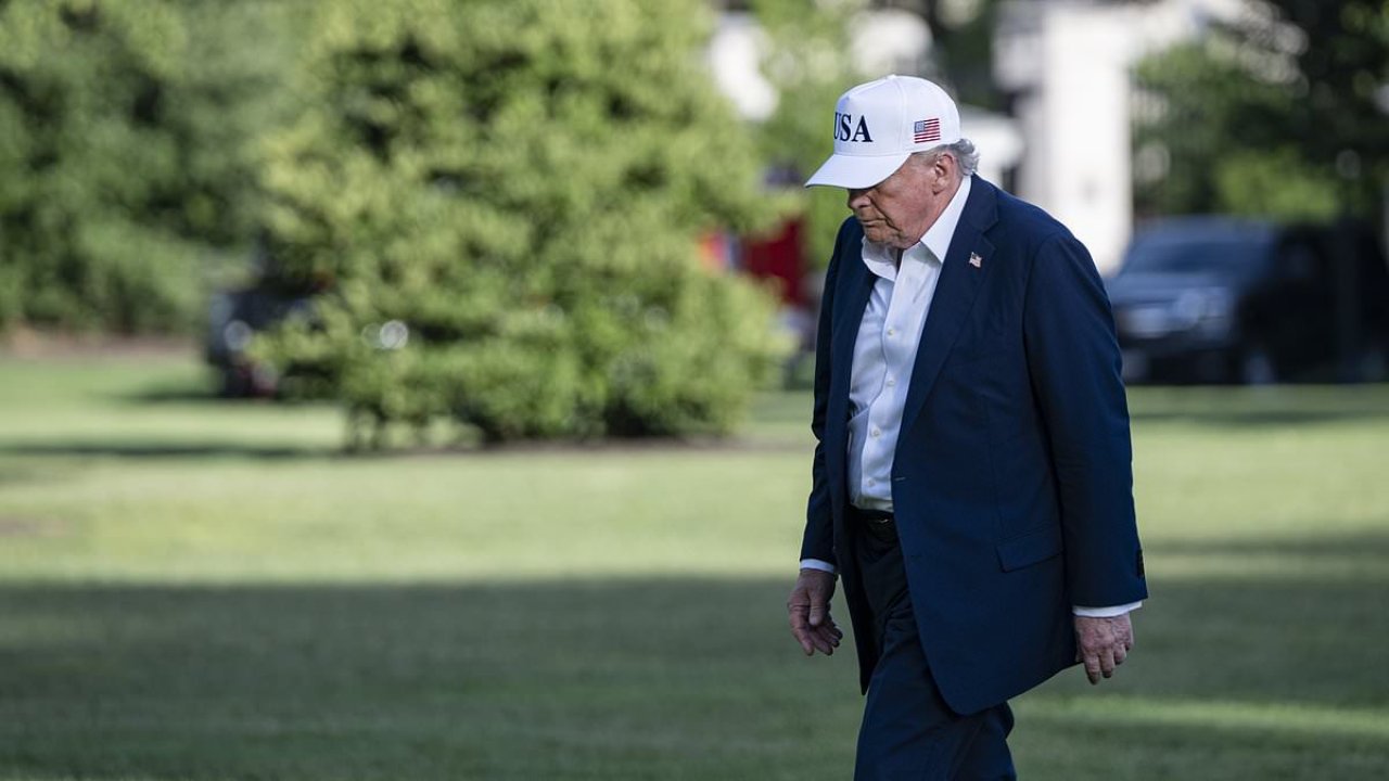 Trump threatens additional 10% tariff on 'anti-American' countries