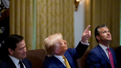 Trump unveils makeover of iconic White House room