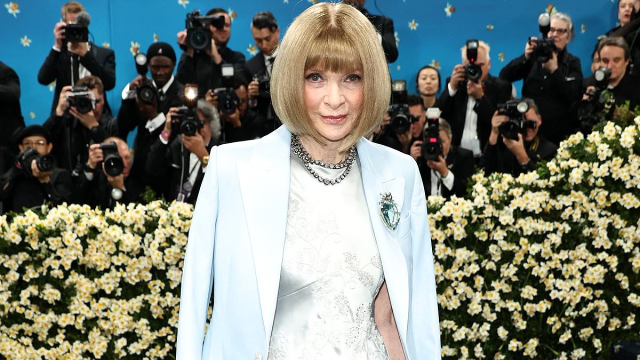 Truth of Anna Wintour's Vogue exit: Insiders whisper to TOM LEONARD