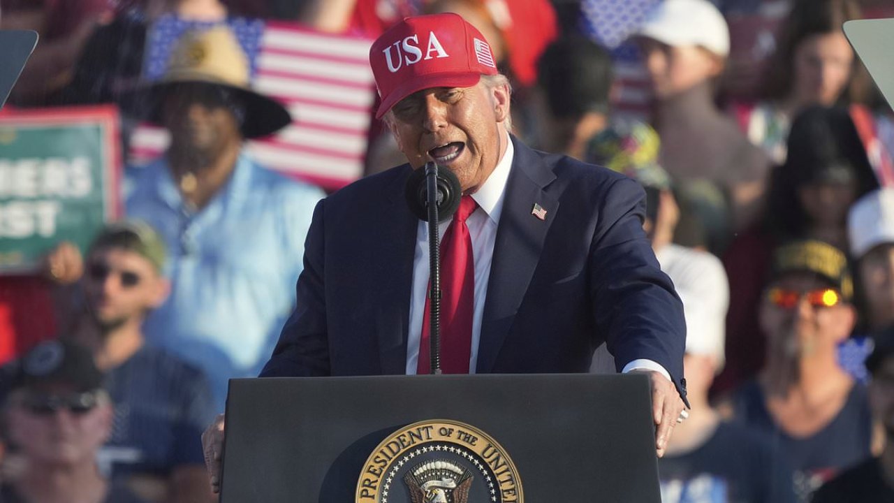 UFC fans revolt over Trump's plans for White House cage match