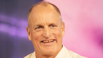 Woody Harrelson fans left shocked after discovering who his father is