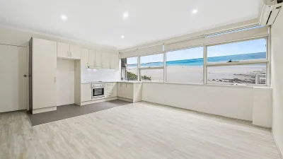 Aussies poke fun at huge error in rental listing