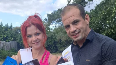 Couple expecting identical twin girls face heartbreaking dilemma