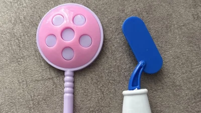 I bought a toy but the instructions were in Chinese - what it is?