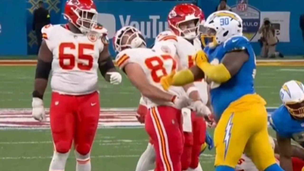 Chiefs coach fumes after rival avoided ejection for smacking Kelce -  www.abdpost.com Amerika'dan Haberler