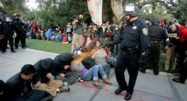 ABD’de Polis Şiddeti Tartışılıyor