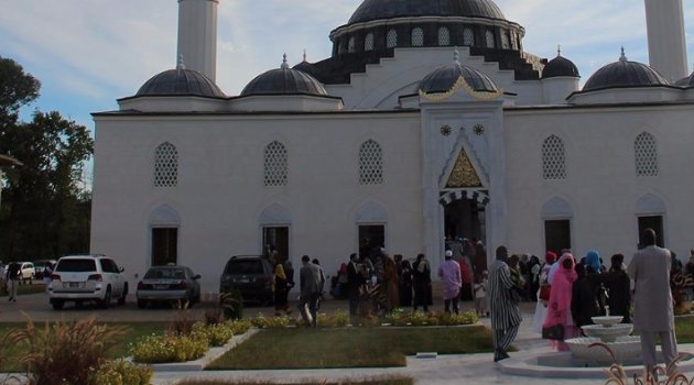 ABD'de Cami Seçim Sandığının İptali Tepki Çekti