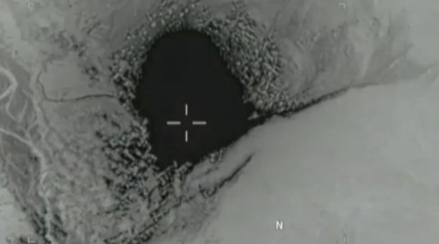 ABD'nin Afganistan'a attığı bomba anı yayınlandı