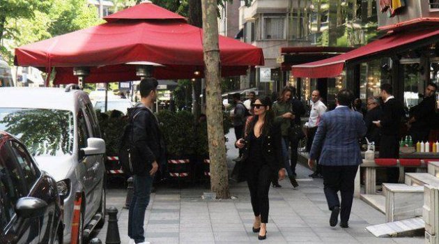 Demet Şener'in panik anları! ‘Siz kimsiniz?’