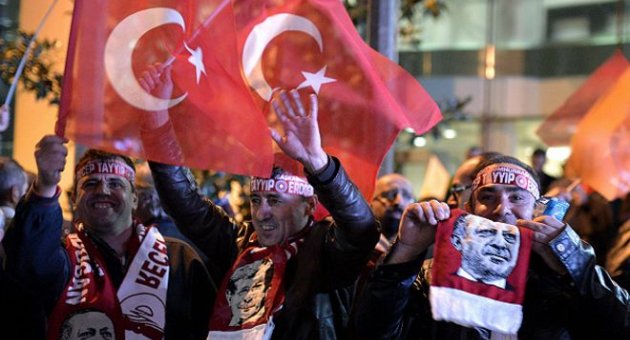 Economist: Türkiye, Rusya ve Venezuela'ya benziyor