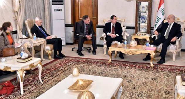 Irak Dışişleri Bakanı Abd ve İngiltere Büyükelçilerini Kabul Etti