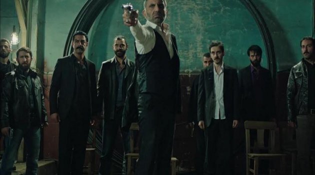 Kehribar'ın 6. bölümünde kozlar paylaşılıyor