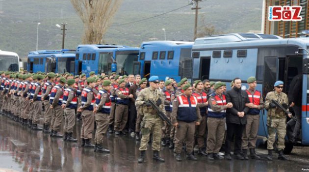 Komisyon Raporunda İhbarcı Subay Tartışması