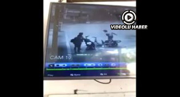 Motoruna Çarpan Adamı Döverek Öldürdü