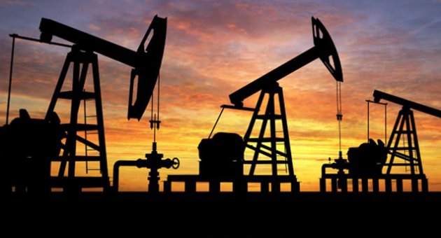 'Petrol fiyatlarının düşüşü komplo'