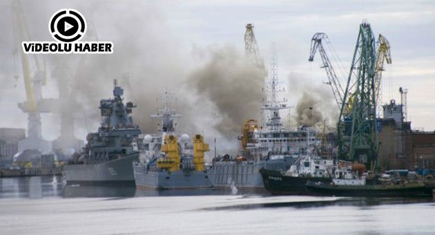 Rus Nükleer Denizaltısında Çıkan Yangın Söndürüldü