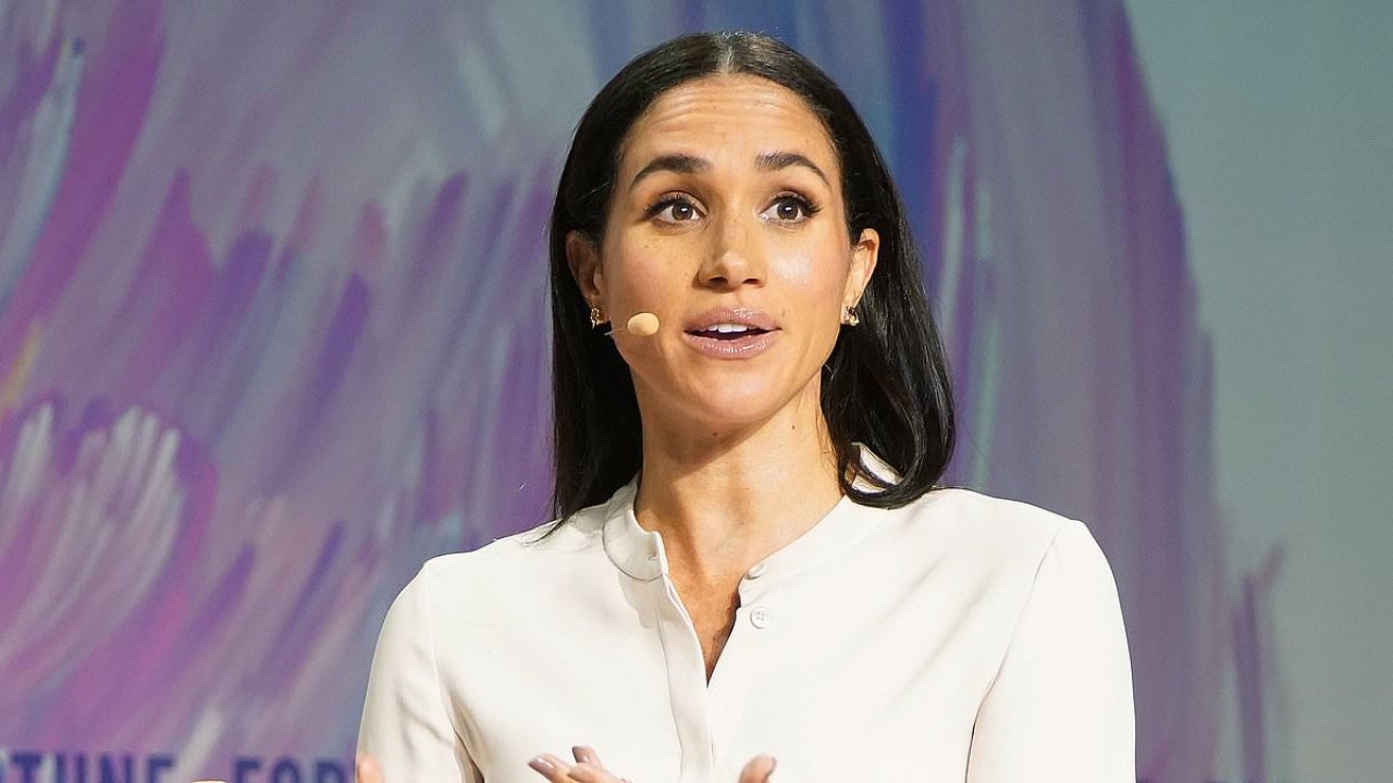 Rossiyada qariyalarni qanday sikishadi