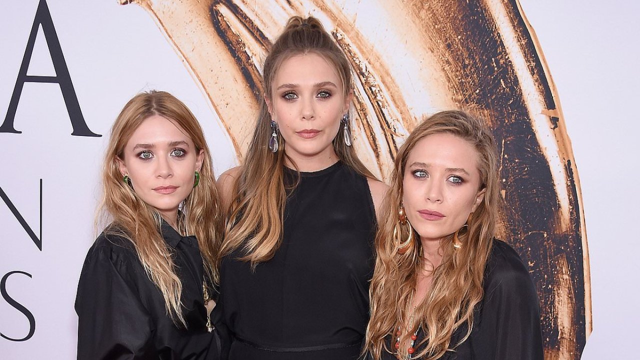 Elizabeth Olsen says MaryKate and Ashley were 'forced' to support her