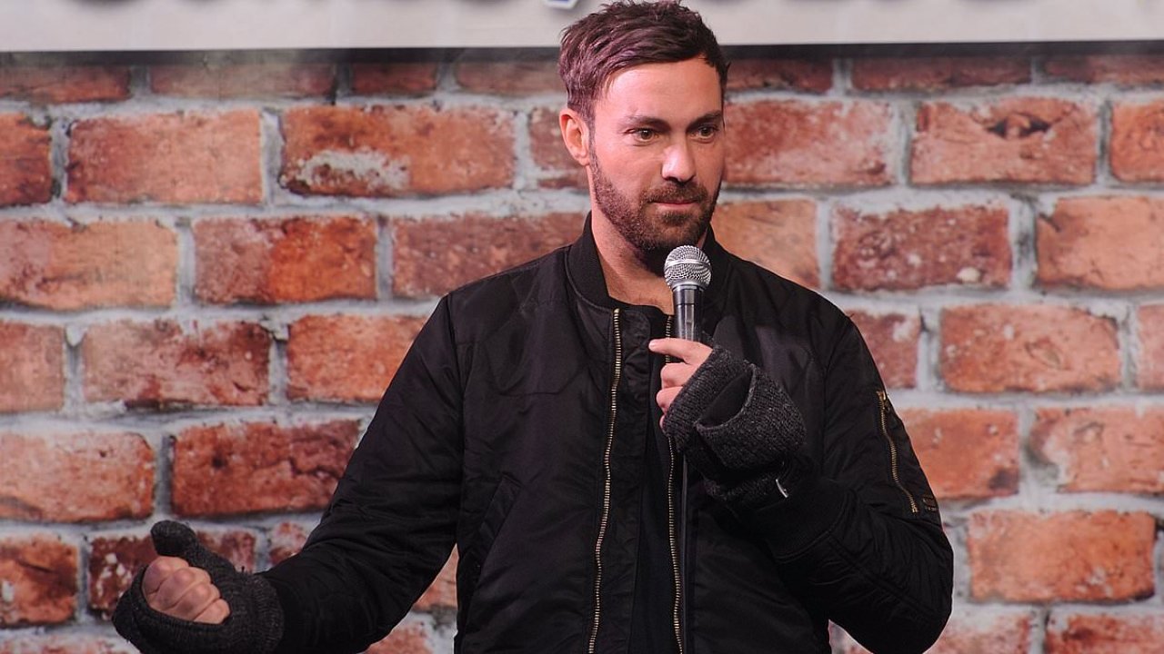 Top comedian flees Hollywood after blasting Gavin Newsom ABDPost com