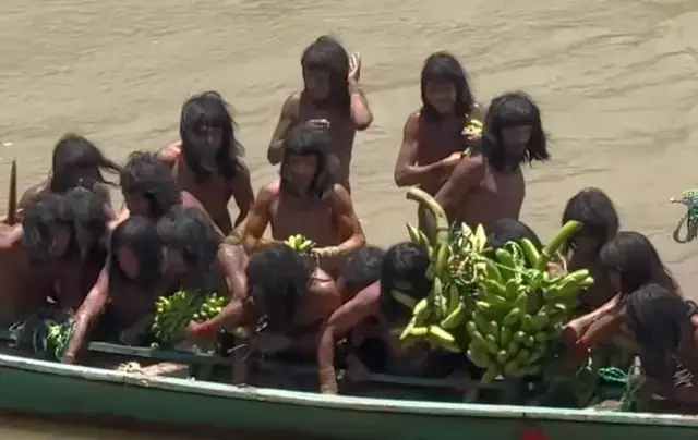 İzole kabile ilk kez bu kadar net kaydedildi