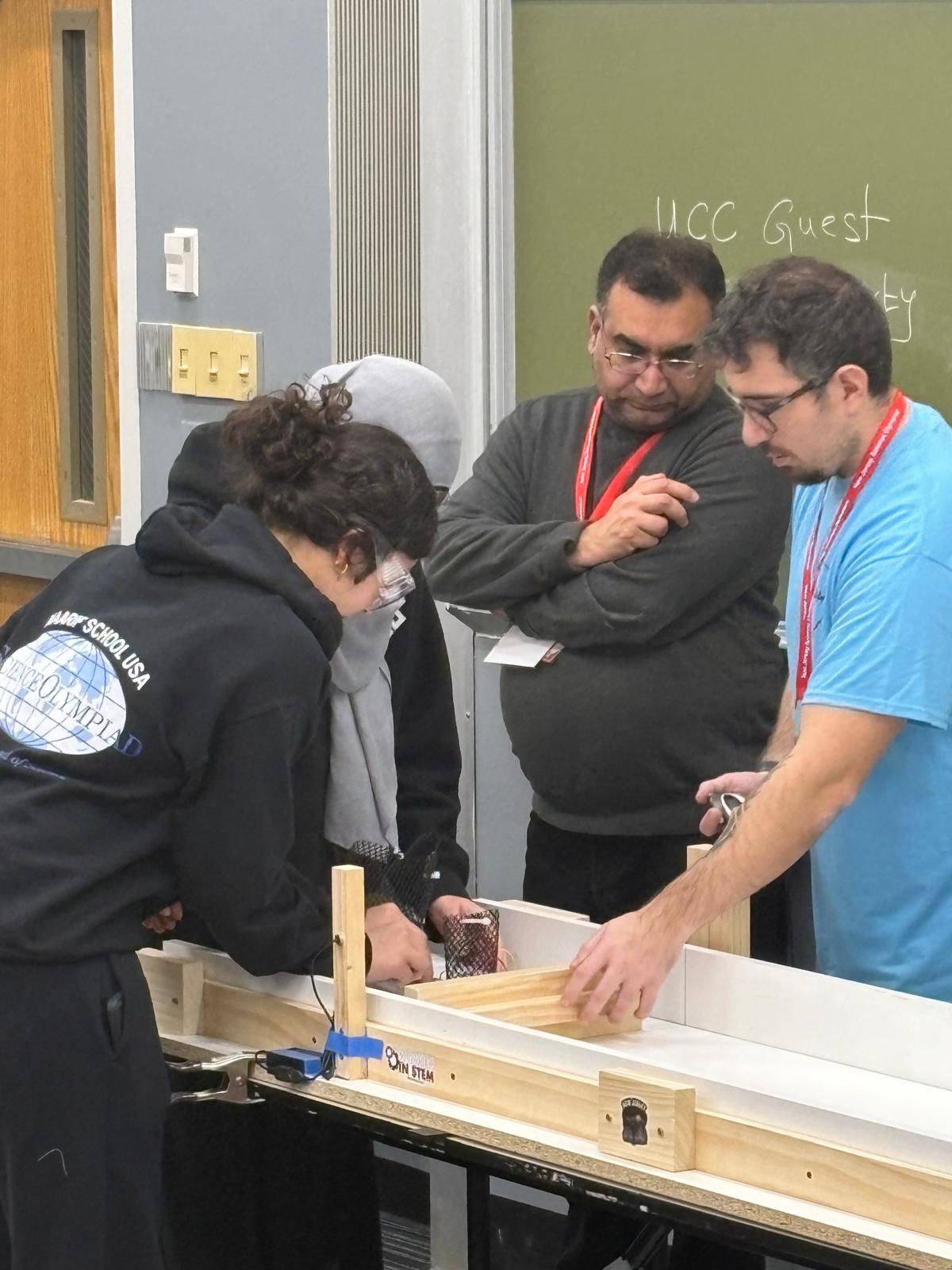 Maarif Okulu öğrencileri Science Olympiad heyecanı yaşadı
