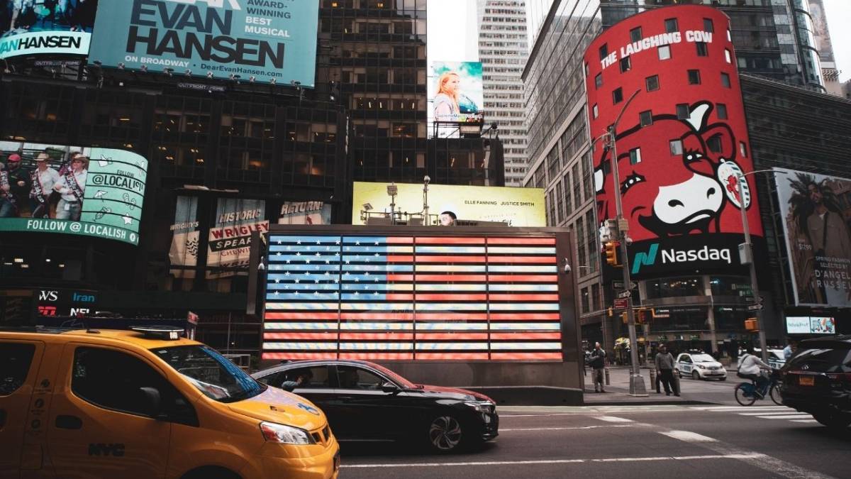 Trump’ın Wall Street’e ‘ev yasağı’ sonrası hisseler çakıldı