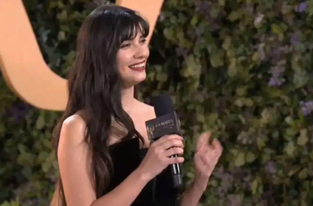 Tuba Büyüküstün’ün “Türkçe” yanıtı gündem oldu