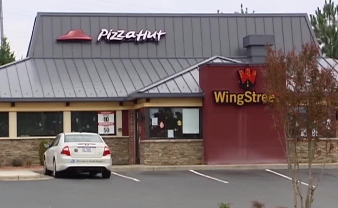 Pizza Devi Küçülme Kararı Aldı: 250 Şubesini Kapatacak