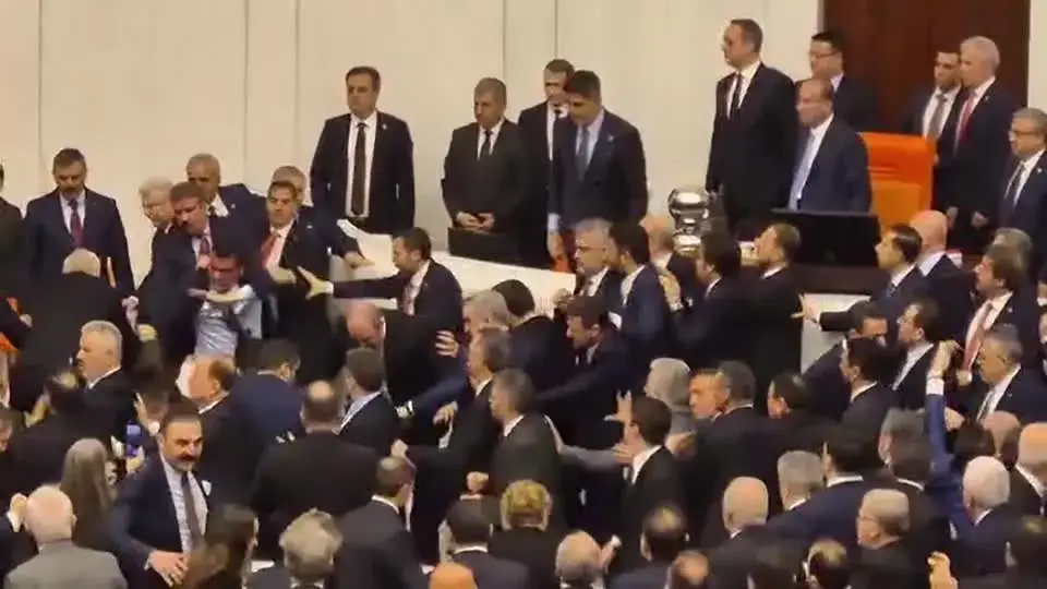 TBMM’deki kavga dünya basınında