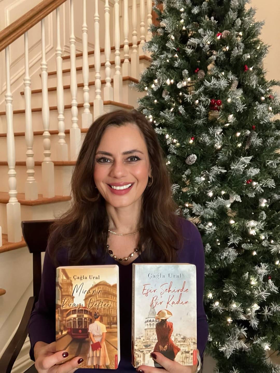 Çağla Ural, “Mira’nın Kırmızı Defteri” eseriyle okurlarla buluştu